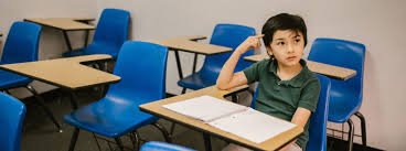 “Is Traditional Schooling Dead? Exploring the Rise of Microlearning and Modular Education” 4 download 2025 05 13T152931.580